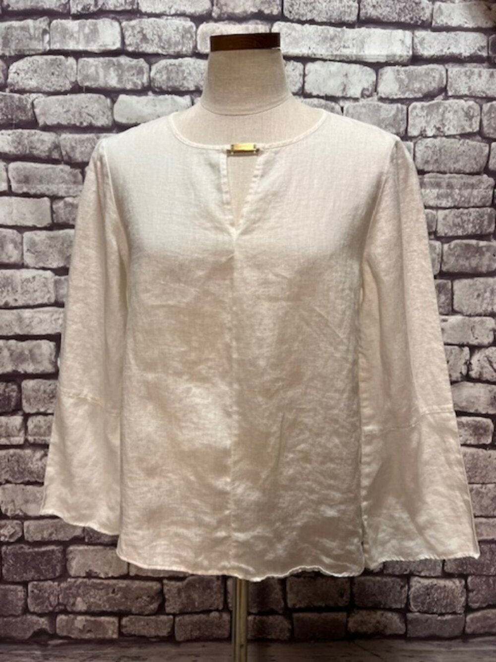 Ellen Tracy White Round Neck Blouse Size M